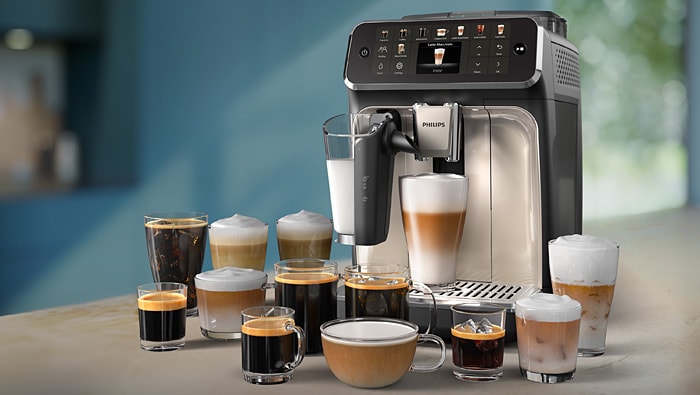 Heiß oder kalt: die einfachste Art, Kaffeespezialitäten zu genießen – Der neue Philips Kaffeevollautomat 5500 Series mit LatteGo Milchsystem