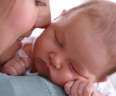 Philips Avent Baby-Geschenkkörbe: Was für Jungen und Mädchen enthalten sein sollte