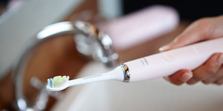 Wie oft Sie Ihre Zahnbürste wechseln sollten