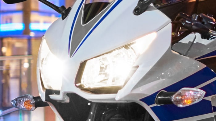 H4 LED Birne Lampe Motorrad Auto Tuning in Hessen - Neuhof