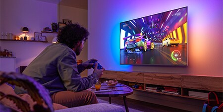 Fernseher der Performance Serie, der halb TV, halb Gaming-Konsole ist