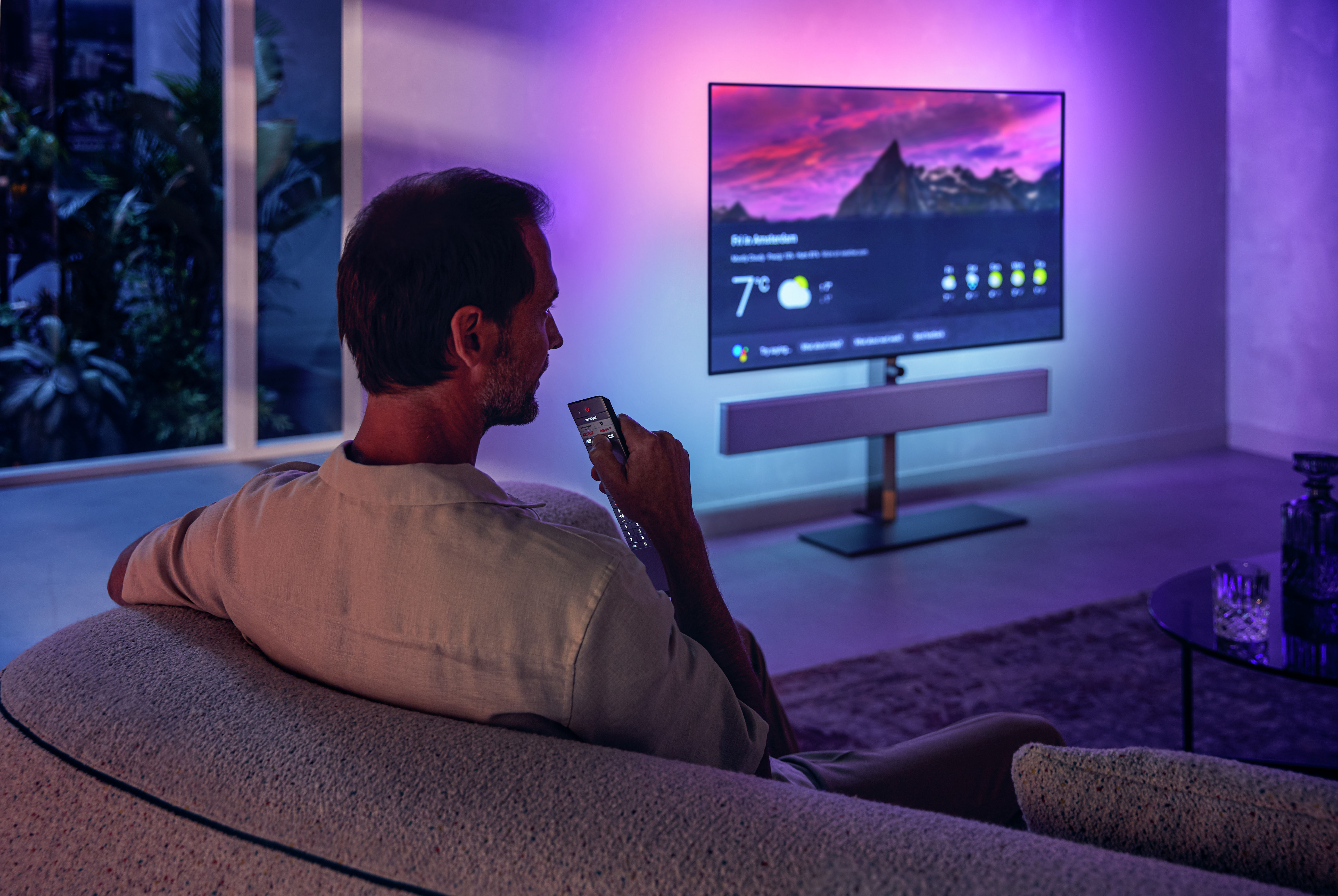 Филипс поддержка. Philips OLED 936. Philips OLED 986. Телевизор Philips Ambilight 2022. Телевизор Philips 65oled855/12.