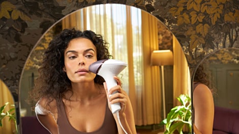 Philips Lumea 9900 Series Lifestylebild 2