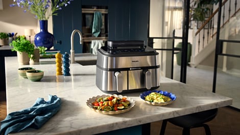 Philips Airfryer 5000 Series NA550/00 – Lifestylebild 3
